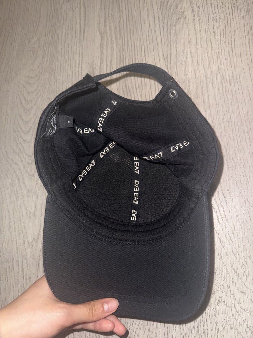 EA7 Emporio Armani Black Cap (Category: Caps & Hats) located in Makati City. Submitted by stallionmegx (Listing ID 1467305474, Image 2). Description: AUTHENTIC barely used.