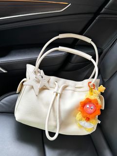 (Category: ) located in . Submitted by coco_lifeph (Listing ID 1467318129, Image 1). Description: .
