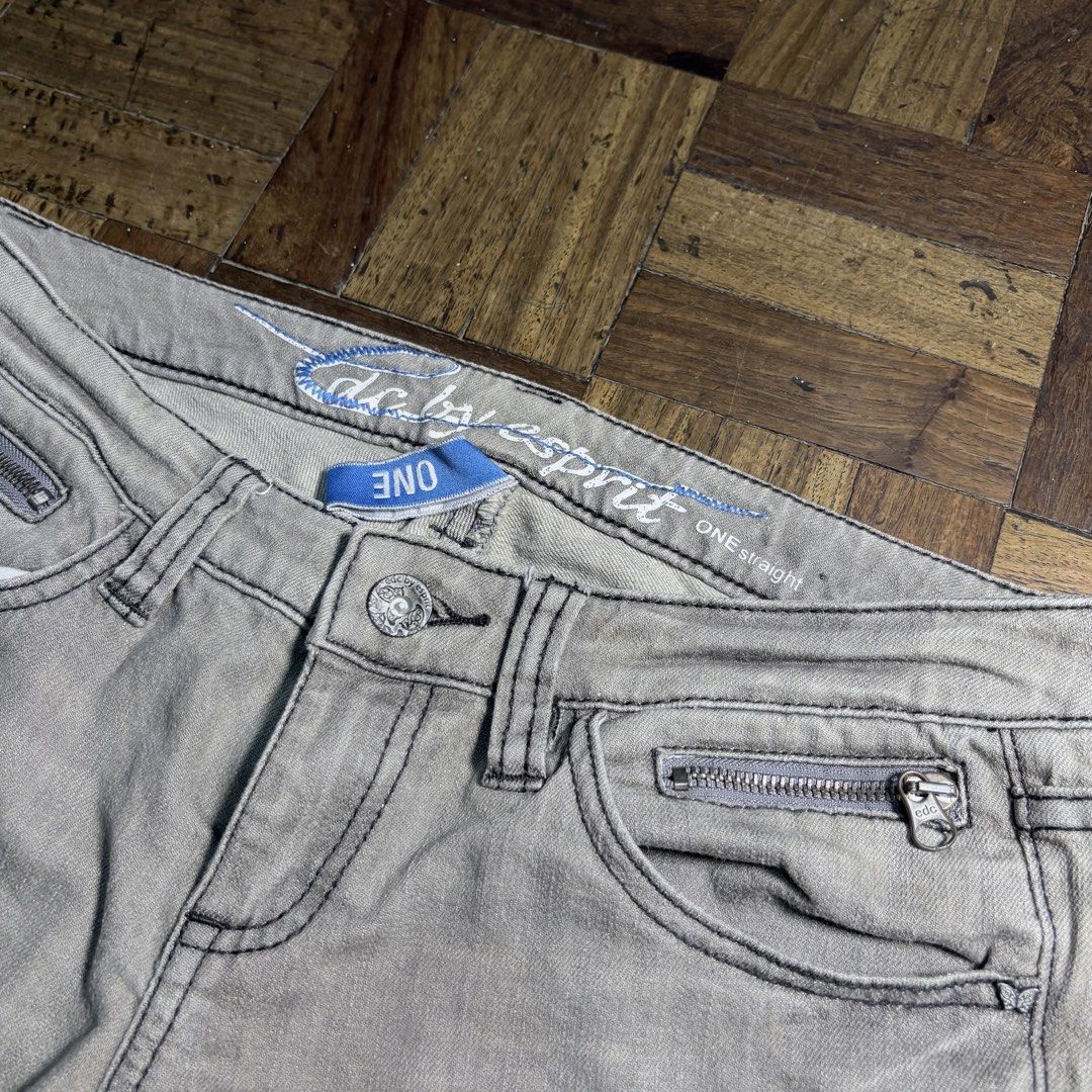 edc by Esprit One Straight Grey Jeans Size 28 (Category: Jeans) located in Quezon City. Submitted by dengkisbin (Listing ID 1467216883, Image 3). Description: straight-leg denim, mid-rise tagged as sz 28 dimes: - 9 in rise - 9.5 in thigh - 7.5 leg opening .