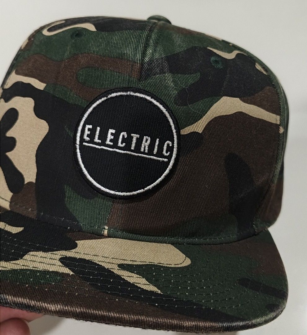Electric camou cap (Category: Caps & Hats) located in Naga. Submitted by otaydenyoks (Listing ID 1467202108, Image 2). Description: .