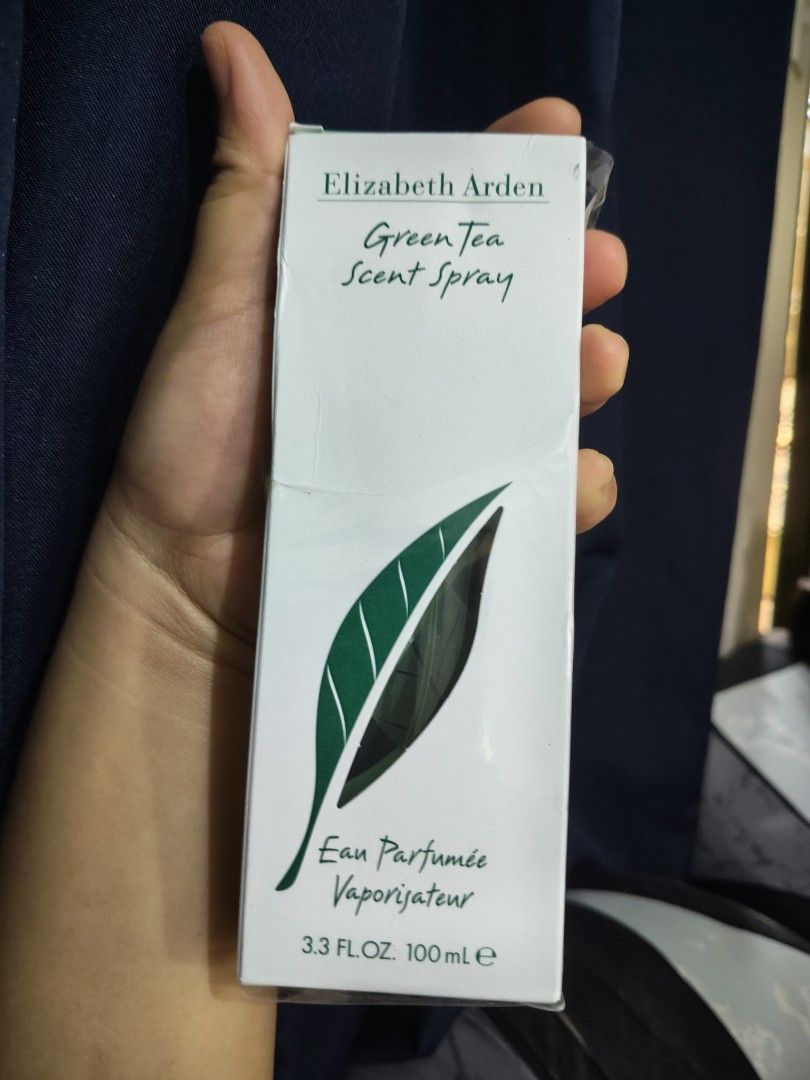 Elizabeth Arden (Category: Fragrance & Deodorants) located in Manila. Submitted by atokagata (Listing ID 1467199559, Image 1). Description: Elizabeth Arden 100ml.