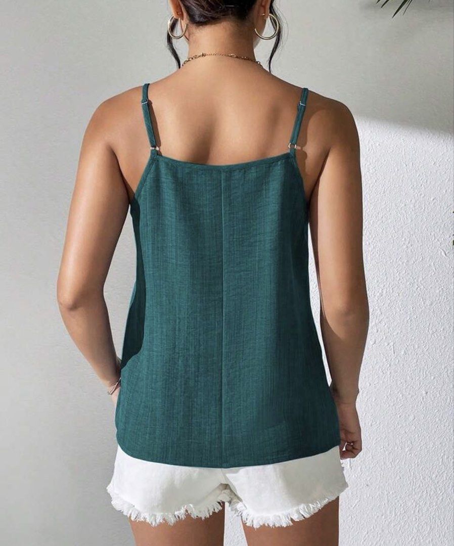 Emerald Green Comfy Spaghetti Strap Top (Category: Sleeveless) located in Iloilo. Submitted by dabyladaby2 (Listing ID 1467179048, Image 2). Description: Bust 38.6in Length- 23.6 Twice used.