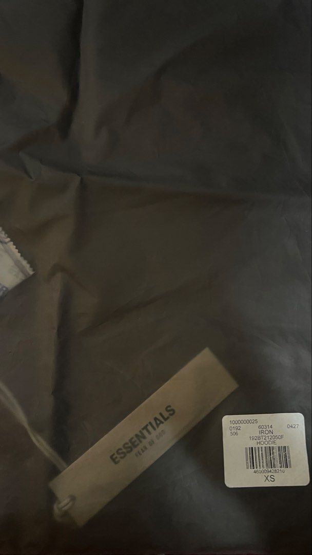 Essentials 1977 hoodie Iron SS22 (Category: Coats, Jackets and Outerwear) located in Malabon City. Submitted by sploots (Listing ID 1467196689, Image 3). Description: Complete with packaging and tag .