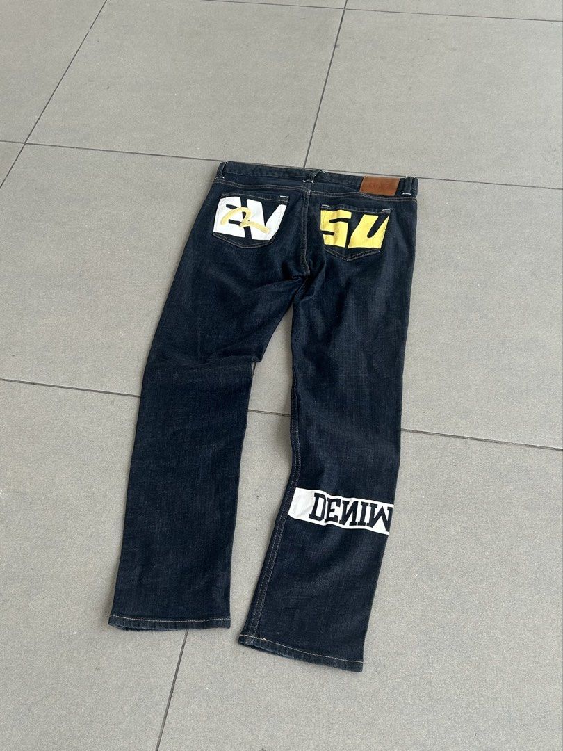 Evisu Jeans (Category: Jeans) located in Manila. Submitted by rafael.0126 (Listing ID 1467336973, Image 1). Description: Excellent Condition (9.5/10) Waist: 28.74 inches ₱1,150 (slightly nego) 🚚lalamove/jnt .