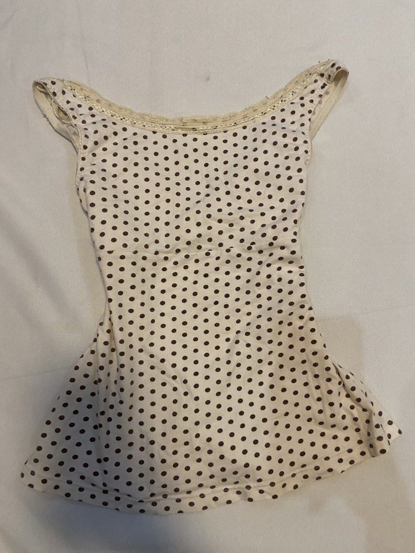 fitted polka dots lace top (Category: Sleeveless) located in Pagadian. Submitted by jellsnow (Listing ID 1467097296, Image 2). Description: in good condition loc: pagadian city .