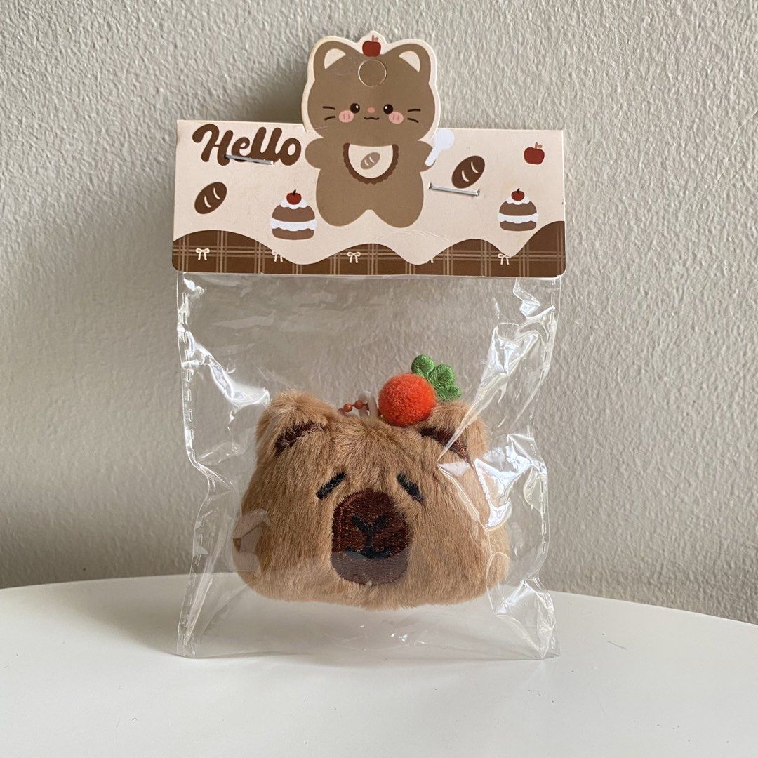 Fluffy Capybara Plush Charm/Keychain (Category: Plushies & Soft Toys) located in San Pedro. Submitted by jellybean.co (Listing ID 1467229429, Image 1). Description: .