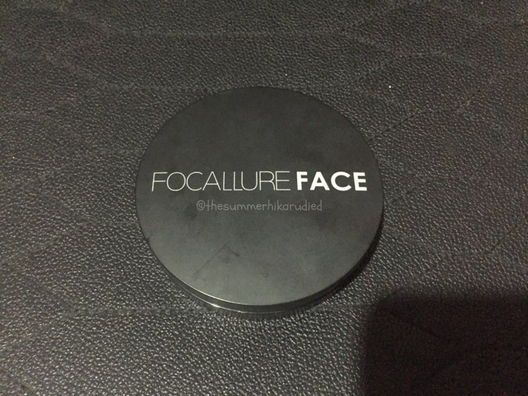 Focallure Face Pressed Powder Oil Control (Shade #1) (Category: Makeup) located in Pasig City. Submitted by thesummerhikarudied (Listing ID 1467302081, Image 1). Description: • Shade: #1 • Used • MOD Grab // J&T // Lalamove; MOP Gcash // Cod (Only applicable if MOD is Lalamove) • Pasig City.