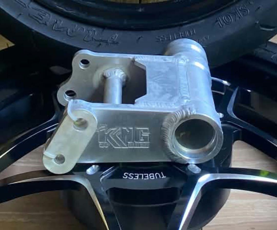 For MiO Sporty (Category: Body Parts and Accessories) located in Siquijor. Submitted by thesummit26 (Listing ID 1467214044, Image 2). Description: FOR MIO SPORTY 📌 Bomx Mags 📌 Primax Donut Tire 📌 King Drag Engine Support ₱5,000 TAKE ALL!.