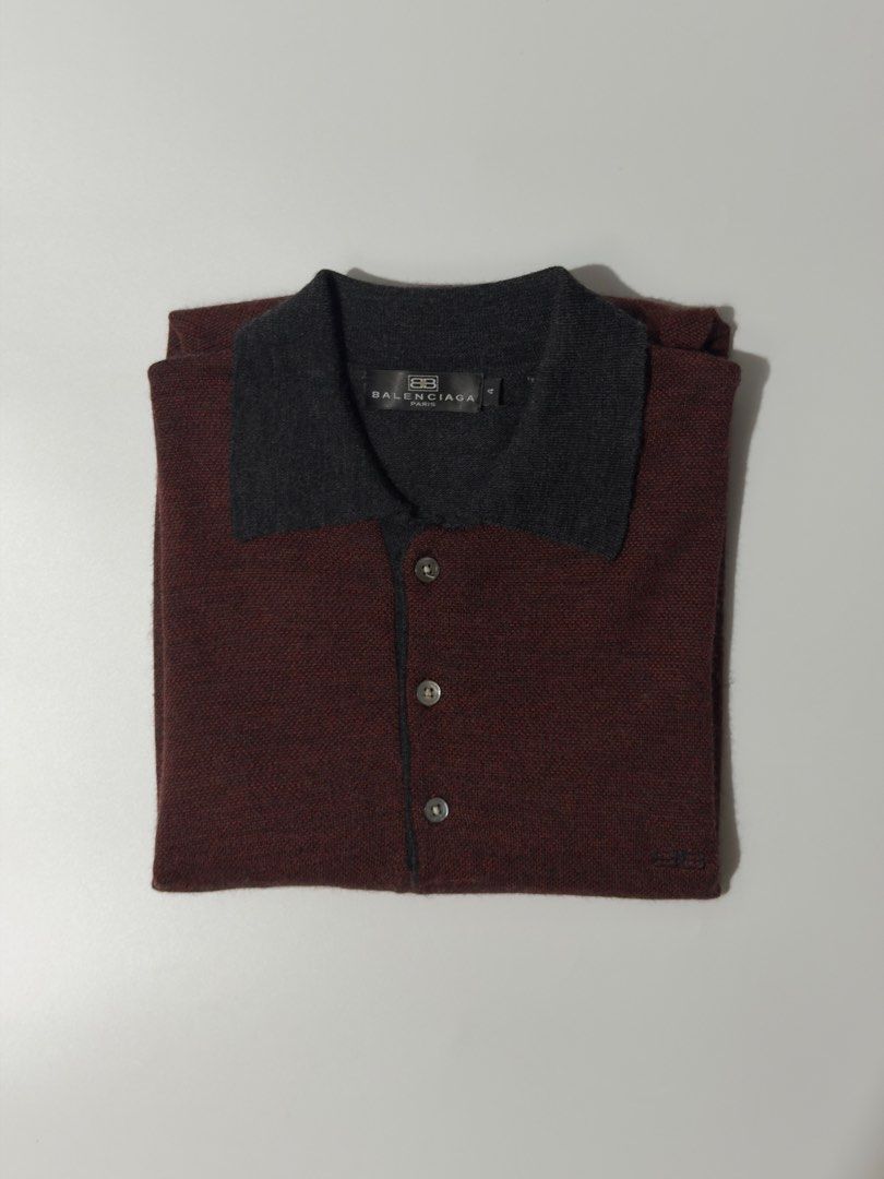 For sale (Category: Tshirts & Polo Shirts ) located in Marikina City. Submitted by hsatstnemesabeht (Listing ID 1467347177, Image 1). Description: Vtg Balenciaga knit polo Size 4 ( large ) Dimension Width 21 | Length 28 Excellent condition.