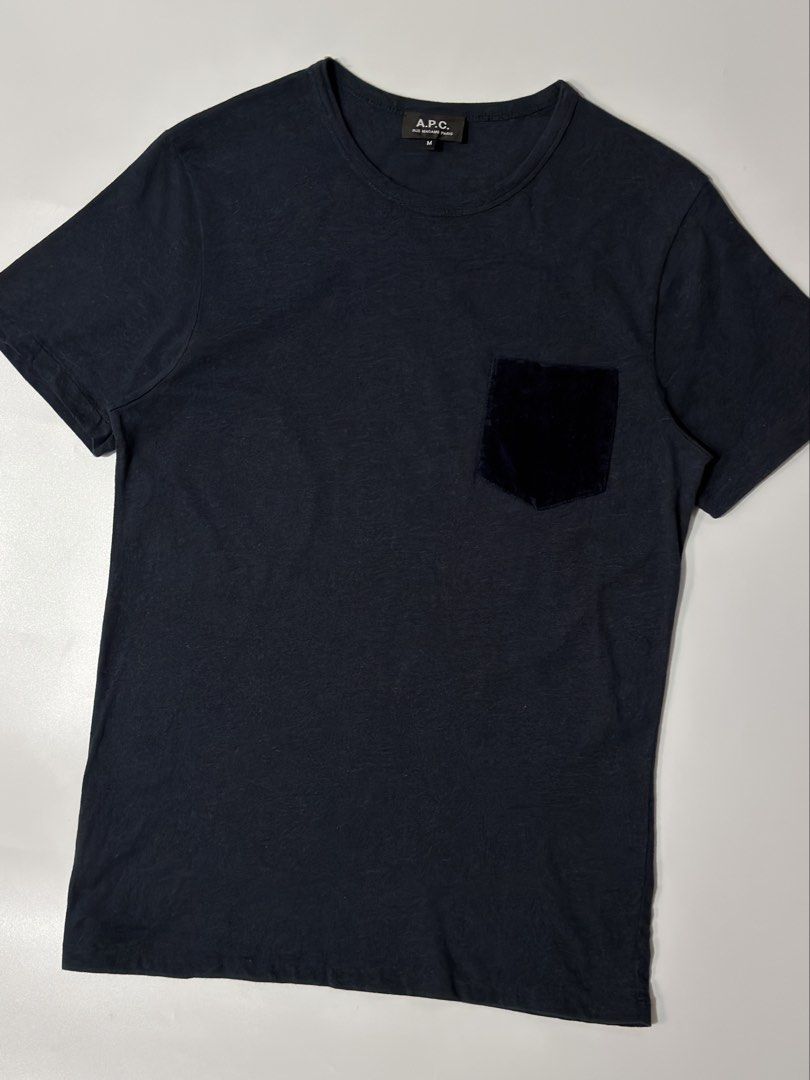 For sale (Category: Tshirts & Polo Shirts ) located in Marikina City. Submitted by skkagawad041591 (Listing ID 1467347469, Image 3). Description: Apc pocket tee Size medium Dimension Width 19 | Length 29 Good as new 💯.