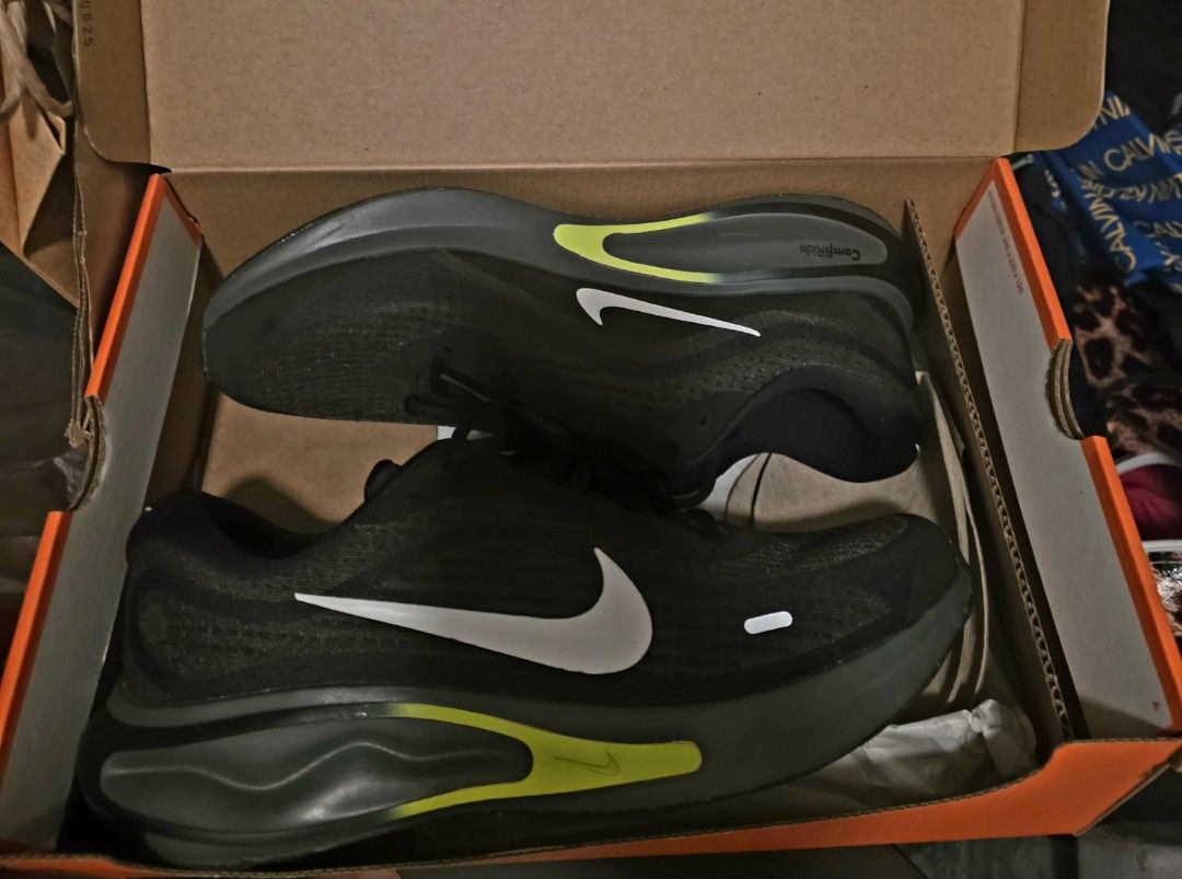 For sale Nike Journey Run (Category: Sneakers) located in Marilao. Submitted by kick_oh (Listing ID 1467356889, Image 1). Description: For sale lightly used Nike Journey Run Black/Summit White Anthracite soft and comfortable wear all day size 10 US Men 💯authentic!! scan code to check authenticity bought from Nike SM North condition: 9.7, lightly used comes with OG Box, inserts, paperbag. in prestine condition selling for only 2,500 used once ver