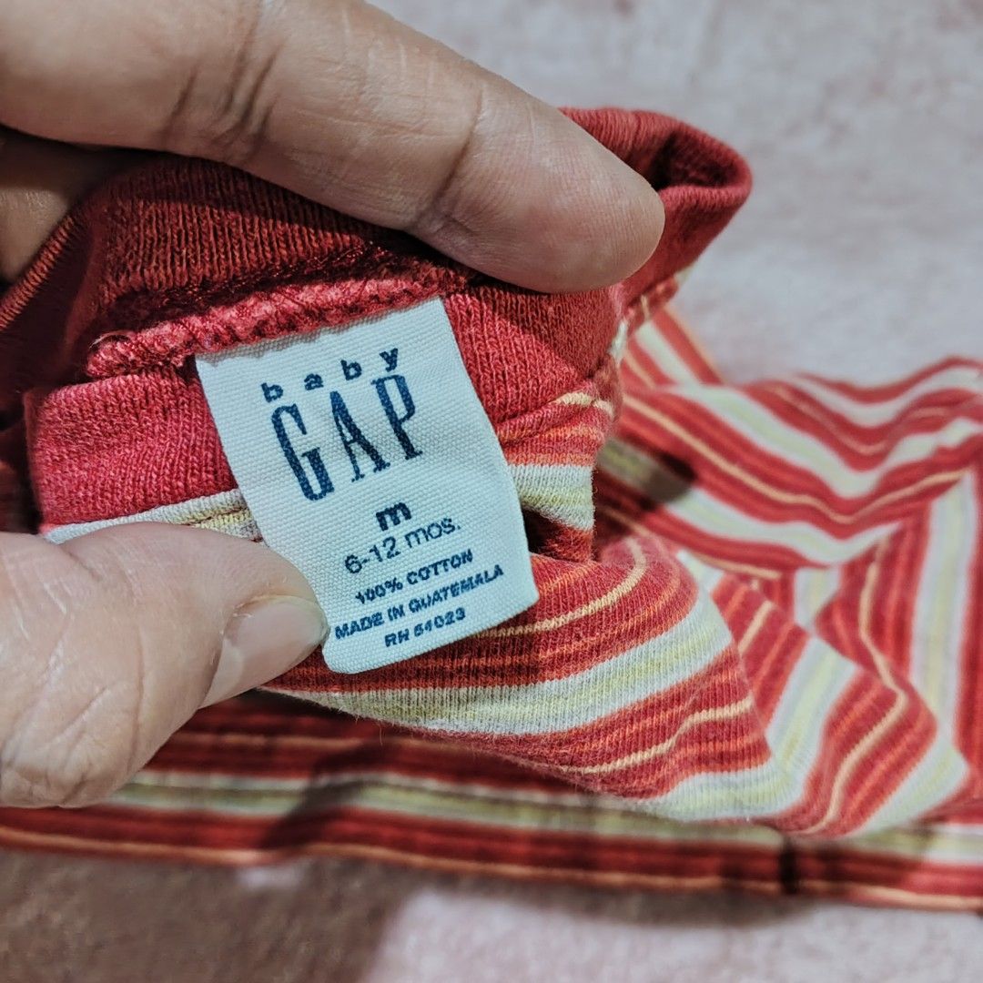 For take all (Category: Babies & Kids Fashion) located in Candaba. Submitted by ZaiSa14 (Listing ID 1467283096, Image 2). Description: cotton 3-6months.