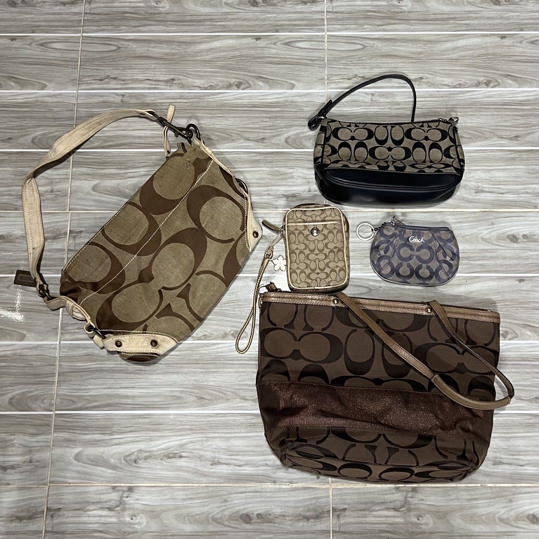 For Take All Vintage Coach (Category: Luxury Bags & Wallets) located in Dagupan City. Submitted by nicacloset.ph (Listing ID 1467212780, Image 1). Description: with issue all auth but carly choco tote sold.