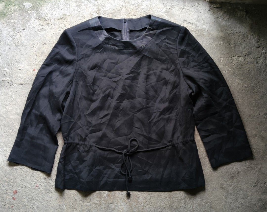 Form by Givenchy Black Blouse Size 14AB (Category: Blouses) located in Pili. Submitted by fiercestorm.fcba92 (Listing ID 1467237510, Image 1). Description: - Brand: Form by Givenchy - Color: Black - Size: Japanese 14AB - Material: Triacetate and polyester blend - Details: Quarter sleeves, round neckline, back zip closure - Special Feature: Drawstring waist with branded cube toggles - Condition: Clean, EUC, ready to wear.