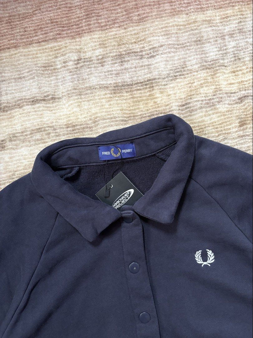 Fred Perry Navy Crop Jacket (Category: Coats, Jackets and Outerwear) located in Antipolo. Submitted by thearchivesproject (Listing ID 1467248206, Image 2). Description: .