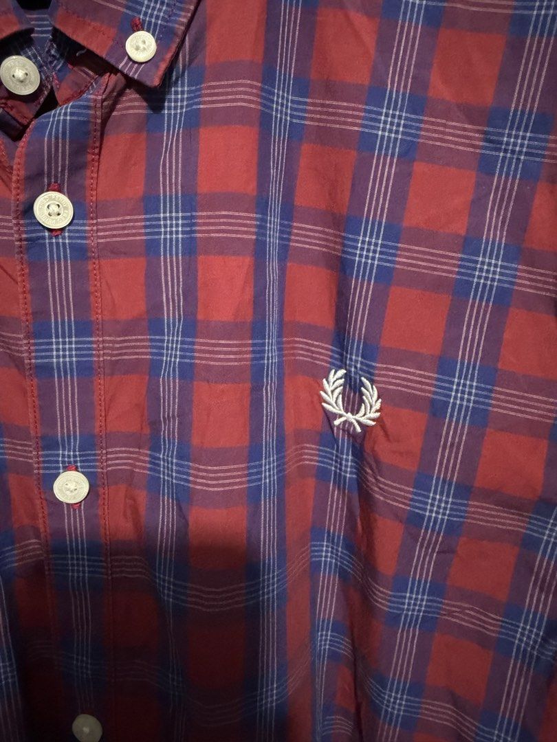 Fred Perry Tartan Gingham Long-Sleeve Polo (Category: Coats, Jackets and Outerwear) located in Calumpit. Submitted by Essentiality (Listing ID 1467298920, Image 3). Description: Fred Perry 22x30 L on tag ₱1,500.