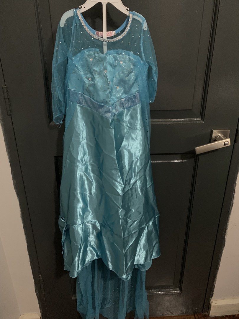 Frozen Elsa Halloween Costume (Category: Babies & Kids Fashion) located in Pasig City. Submitted by dc_declutters (Listing ID 1467264881, Image 3). Description: Dress only. For 2 to 3 years old.