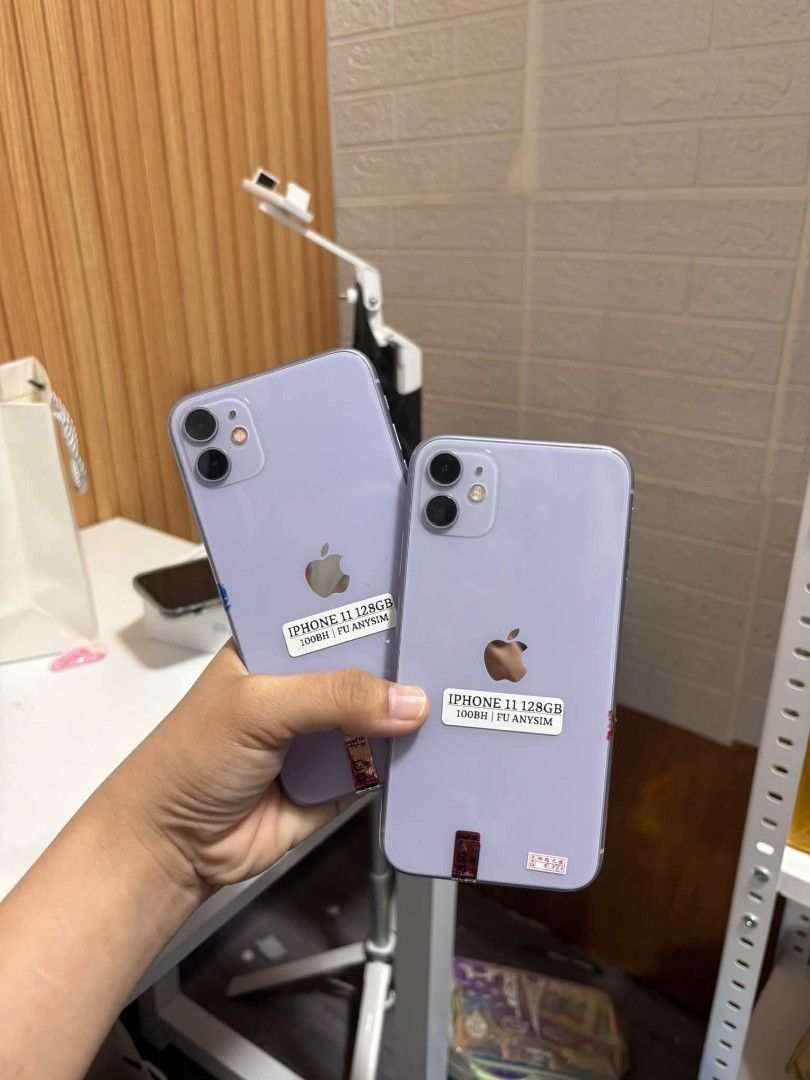 FS IPHONE 11 (Category: iPhone 11 Series) located in Marikina City. Submitted by lovelizylthrift (Listing ID 1467175632, Image 2). Description: 10,500 COMPLETE PACKAGE NAPO + PERFECT PANG PERSONAL USED good condition pre owned💜🎁 IPHONE 11 128GB FU ANYSIM| UNLI RESET ✅BOTH CAMERA MALINAW ✅OK FACE ID| TRUETONE ✅OK SOUNDS| MOUTHPIECE ✅SMOOTH GAMITIN ✅DISPLAY UNKNOWN ✅GOOD CONDITION COMPLETE PACKAGE NAPO🎁 💜ALL 100BH 🎀NO ISSUE SA PERFORMANCE! 🎀C
