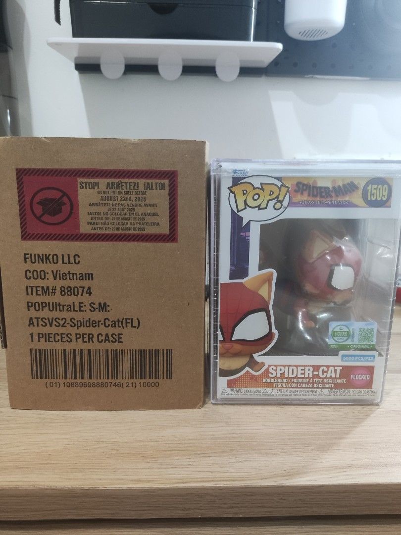 Funko pop! Spider-cat (LE5000) (Category: Figurines & Statues) located in Manila. Submitted by martinnarciso (Listing ID 1467267598, Image 1). Description: Brand New and sealed with original box.