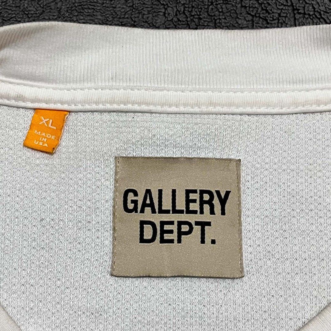 Gallery Dept Waffle Knit Longsleeve (Category: Hoodies) located in Cagayan de Oro. Submitted by montresor.ph (Listing ID 1467339083, Image 3). Description: Condition: Pristine Width: 24 Length: 29 Color rate: 9.8/10 Price: 2,000.