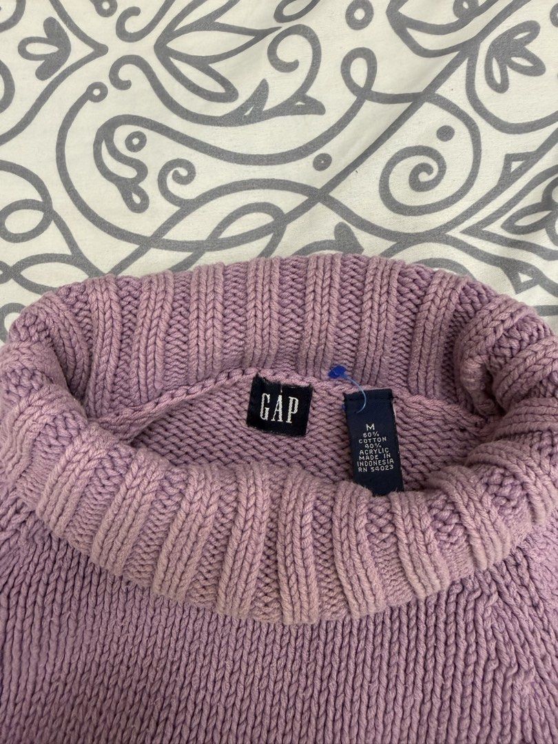 GAP Knitted turtleneck sweater (Category: Coats, Jackets and Outerwear) located in Mandaluyong City. Submitted by kcdeclutters08 (Listing ID 1467279493, Image 2). Description: GAP knitted turtleneck long sleeves Color: Lavander Size: Medium on tag RFS: Decluttering With minor flaws/discoloration (please see pics) but otherwise, looks good 📍Quezon City SF is shouldered by buyer.