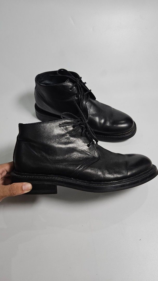 Geox Black Leather chukka Boots (Category: Boots) located in Alfonso. Submitted by jbcamet (Listing ID 1467327033, Image 2). Description: - Brand: Geox - Color: Black - Material: Genuine leather upper - Style: Classic lace-up ankle boots with rounded toes - Soles: Sturdy rubber with good traction - Condition: Clean with minimal creasing - Ideal for: Comfortable everyday wear -size 9.