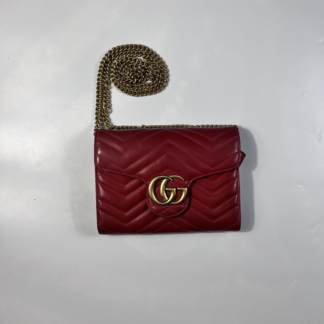 Gg marmont leather handbag (Category: Luxury Bags & Wallets) located in Iloilo. Submitted by profitpicks (Listing ID 1467354334, Image 1). Description: .