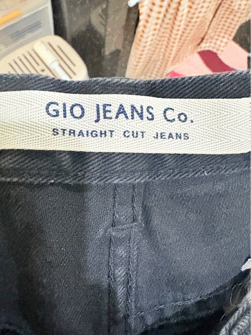 GIORDANA JEANS (Category: Jeans) located in Caloocan City. Submitted by theartmonster (Listing ID 1467351010, Image 2). Description: Can fit up to waisline 32 - 34.