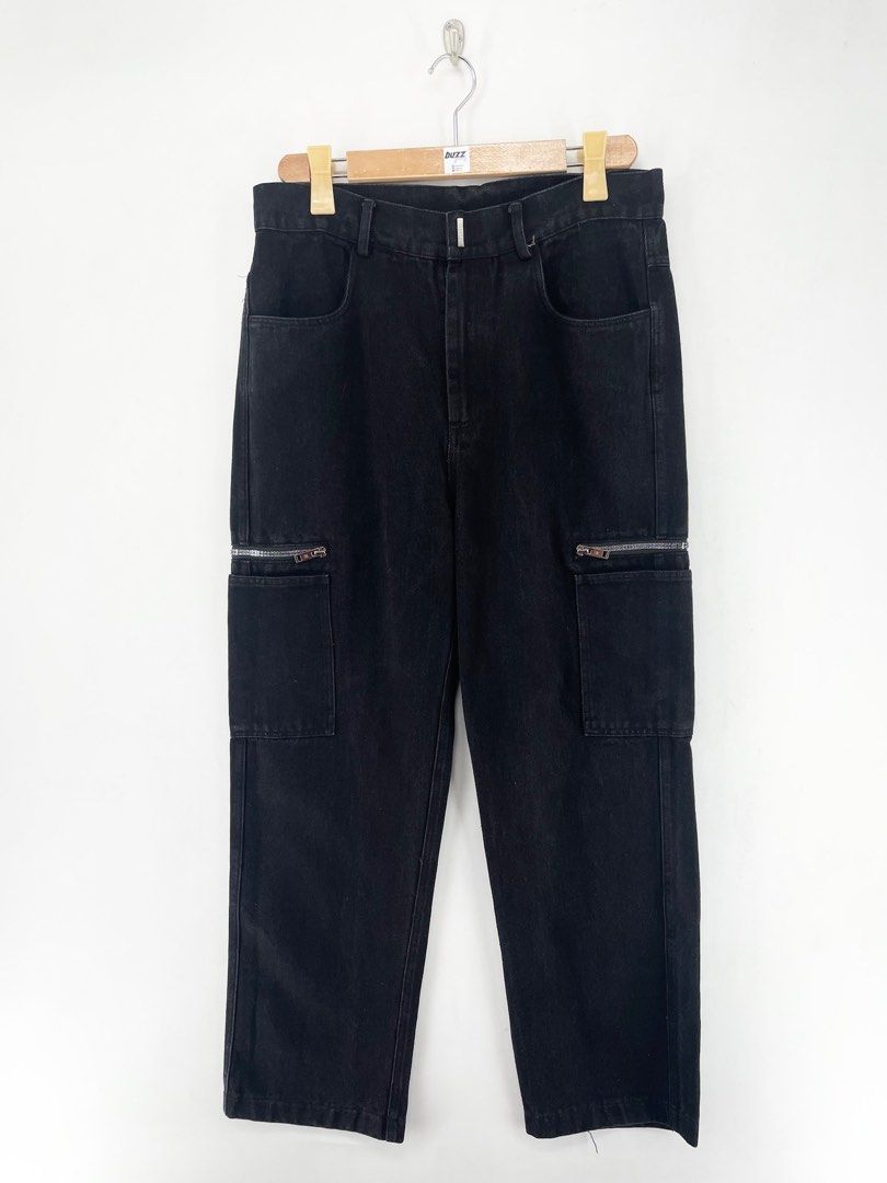 Givenchy Multipocket Loose-Fit Cargo Black Denim Jeans Pants (Category: Jeans) located in Manila. Submitted by buzz.garments (Listing ID 1467356585, Image 1). Description: Size: Medium on tag Dimensions(inches) -Waist/Width: 32” -Hip: 22” -Front Rise: 13” -Thigh: 11” -Inseam: 27” -Outseam/Length : 39.5” -Leg Opening: 8.5” - color may vary due to lighting. please manage your expectations-minimal and unseen flaws must be considered..