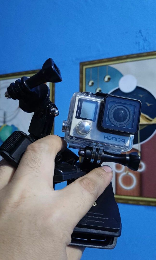 Go pro Hero 4 (64gb) (Category: Cameras) located in Cavite. Submitted by zildian (Listing ID 1467216931, Image 3). Description: gagamitin nalang..... meron na 64 gb at case & holder... pm nlng po sa interested Salamt ..