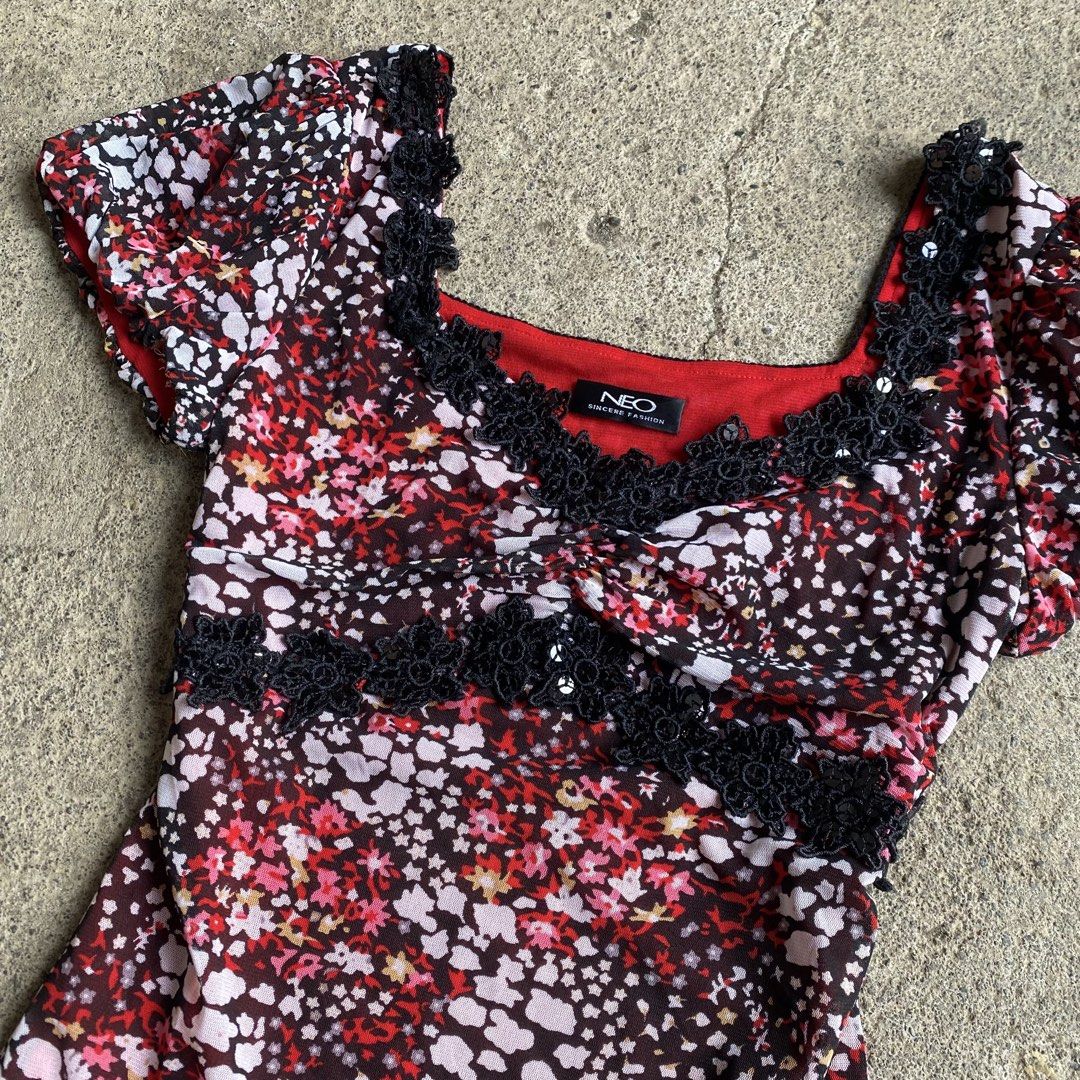 Goth Vampire Floral Mesh Blouse with Lace (Category: Blouses) located in Davao. Submitted by calli_2219 (Listing ID 1467188334, Image 2). Description: - Brand: NEO Sincere Fashion - Design: Dark base with pink and white floral print - Neckline: Square neck with black lace trim and subtle sequin accents - Sleeves: Short puff sleeves - Details: Red inner lining at the chest and black lace trim at the empire waist with gathered bust - Fit: Lightweig