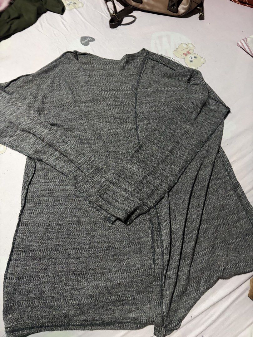 Grey knit cardigan open front outerwear (Category: Coats, Jackets and Outerwear) located in Manila. Submitted by mcllts (Listing ID 1467344163, Image 1). Description: - Color: Grey - Style: Open front with draped fabric - Material: Soft textured knit with heathered pattern - Ideal for: Casual layering over tops or dresses on cooler days - Condition: Excellent NOTE: You can buy 2 other items and get 5% discounts.