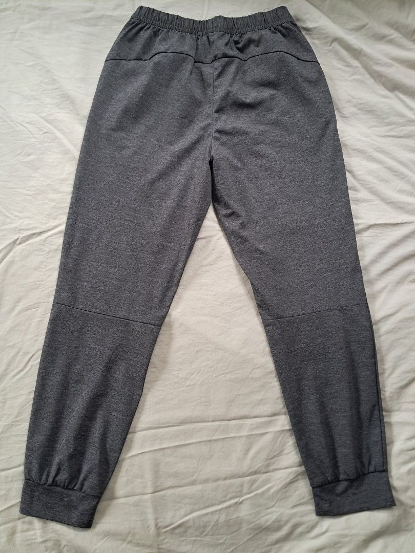 GU Jogger Pants (Category: Babies & Kids Fashion) located in Valenzuela. Submitted by famsbest (Listing ID 1467205605, Image 2). Description: - GU Gray Jogger Pants - Size: 150 - Color: Gray - With elastic waistband with adjustable inner drawstring, two side pockets - Brand new without tag; never used.