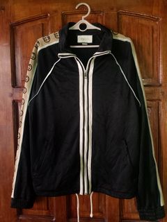 (Category: ) located in . Submitted by rodzthrift (Listing ID 1467183160, Image 1). Description: .