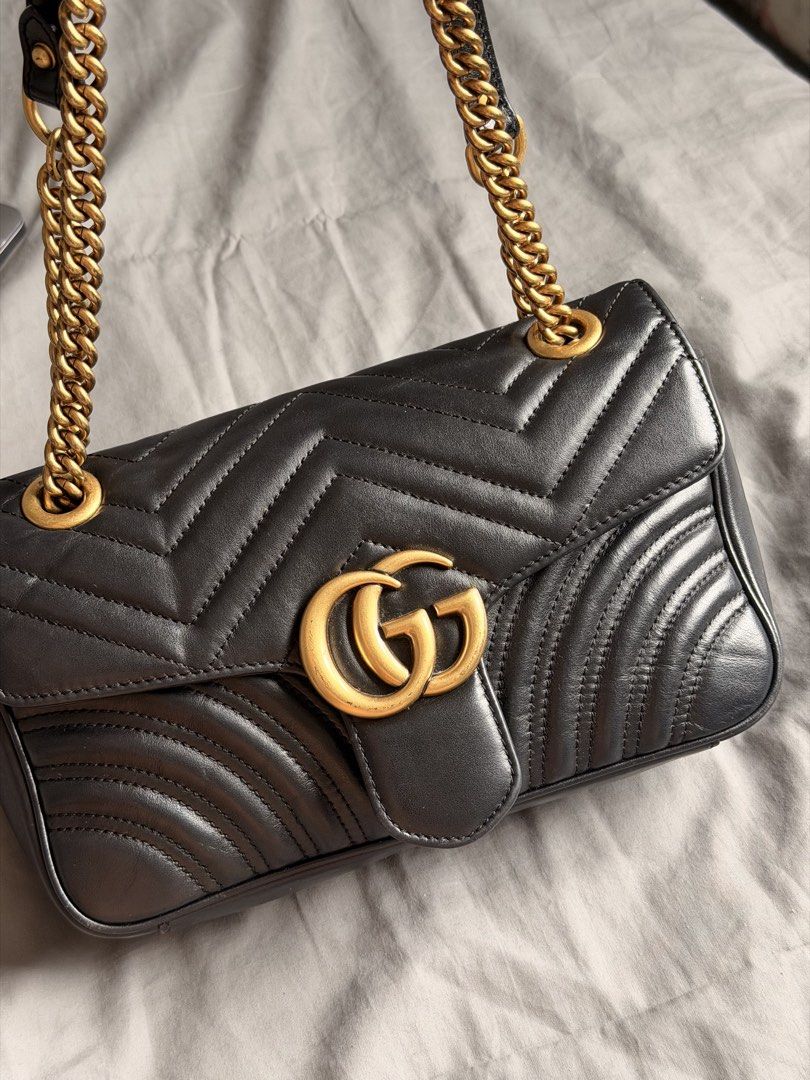 Gucci GG Marmont (Category: Luxury Bags & Wallets) located in Valenzuela. Submitted by itsdianneem (Listing ID 1467360329, Image 1). Description: With dustbag .
