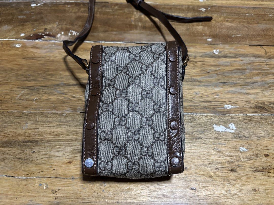 Gucci horsebit 1995 mini sling (Category: Cross-body Bags) located in Cagayan de Oro. Submitted by kirkwax_4 (Listing ID 1467276391, Image 2). Description: Gucci horsebit 1995 mini slingbag 5x7.5 approx In verygood/used condition Plz check each details pics 1750.