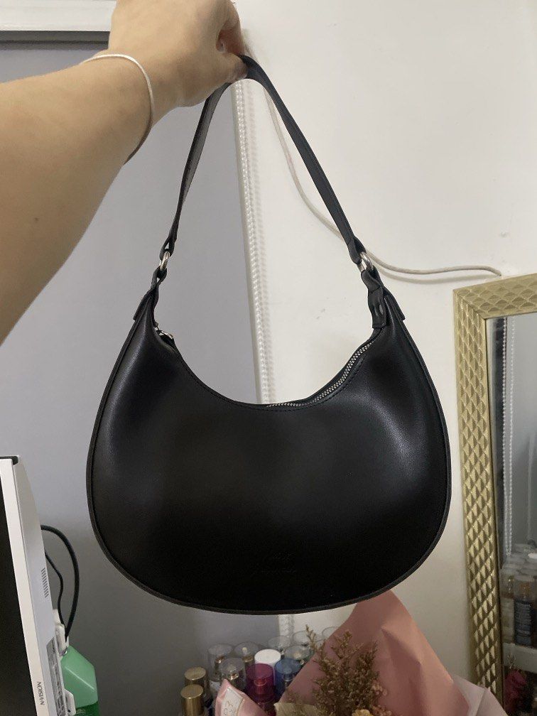 Half moon shoulder bag Victor Faobieno (Category: Shoulder Bags) located in Bacolor. Submitted by louiviellefinds (Listing ID 1467210990, Image 2). Description: So chic and pretty!.