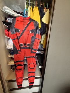 Halloween / fancy dress Kids Deadpool Costume Size 6-8, Babies & Kids ...