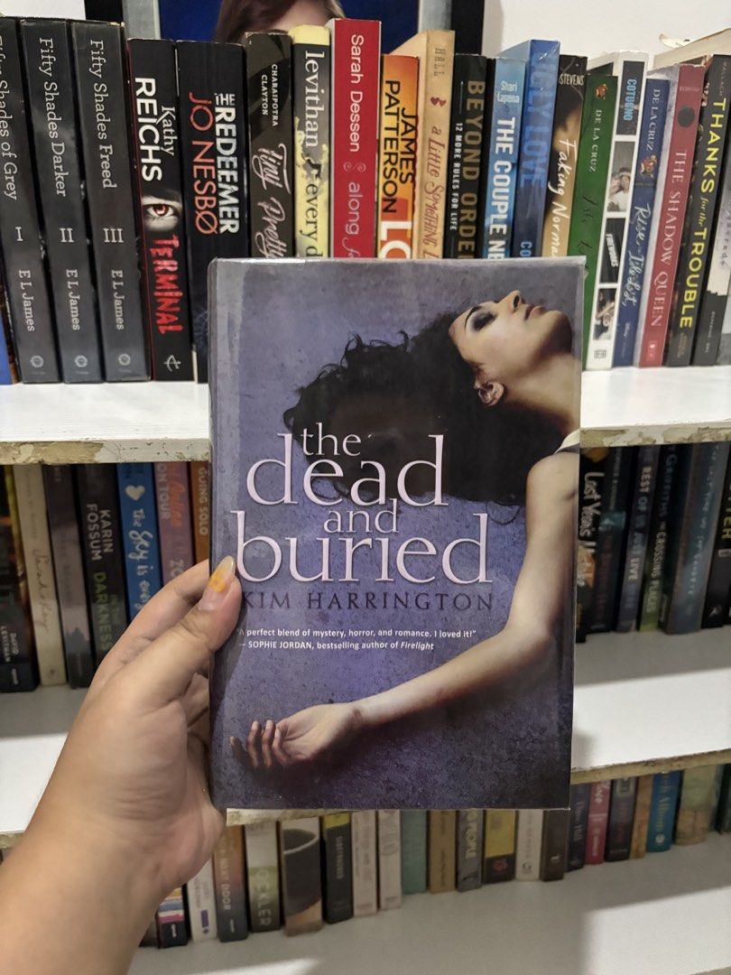 hard bound books (Category: Storybooks) located in Quezon City. Submitted by nikkisheesh (Listing ID 1467220705, Image 2). Description: 85 each.