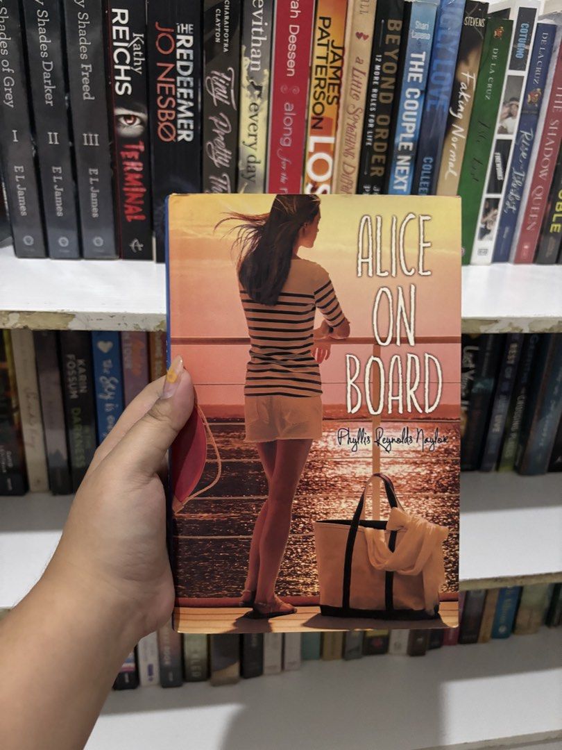 hard bound books (Category: Storybooks) located in Quezon City. Submitted by nikkisheesh (Listing ID 1467220705, Image 3). Description: 85 each.