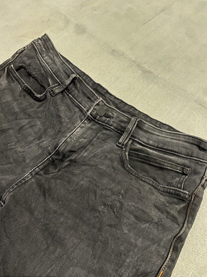 Harley Davibson motor pants (Category: Jeans) located in Tabaco. Submitted by centthrif55361 (Listing ID 1467186940, Image 2). Description: Harley davibson motor pants W:32 L:38 Excellent condition Need wash .