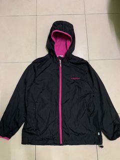 (Category: ) located in . Submitted by fiqthrift_mountain (Listing ID 1467334449, Image 1). Description: .