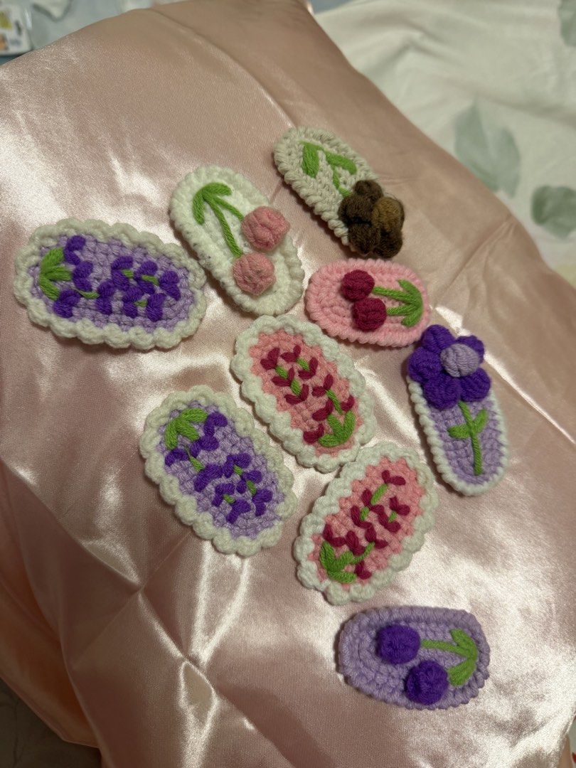 Headband spa and crochet clips TAKE ALL (Category: Accessory Holder, Box & Organizers) located in Ilagan. Submitted by declutterphi1 (Listing ID 1467214907, Image 2). Description: 🌷 no issues 🌷 RFS: decluttering 🌷 MOP: GCash/Paymaya/BPI 🌷 MOD: J&T 📌 Settle your payment first. 📌 Shipping fee will be shouldered by the buyer. (70 if luzon) 📌 Strictly no return, no exchange.