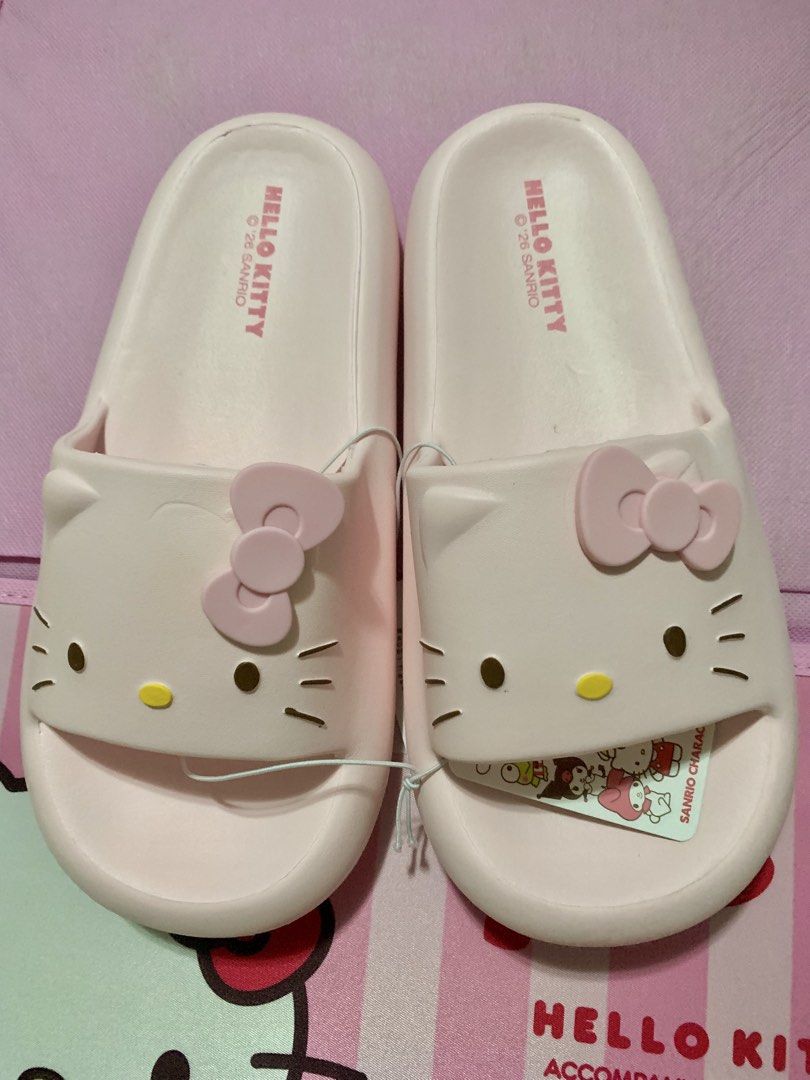 Hello Kitty Pink Slides size 38-39 (Category: Slippers and slides) located in Valenzuela. Submitted by simplyolive85 (Listing ID 1467297233, Image 3). Description: Hello Kitty outdoor slides Brandnew Color: pink Size 38-39 Can fit size 6.5 to 8 So comfy and nonslip .