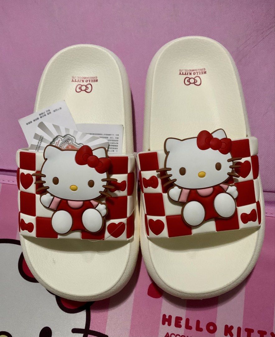Hello Kitty Red Sippers size 36-37 (Category: Slippers and slides) located in Valenzuela. Submitted by simplyolive85 (Listing ID 1467300038, Image 1). Description: Hello Kitty slides Color Red-cream Size 36-37 Fits 5 to 6.5 Non slips and comfy.