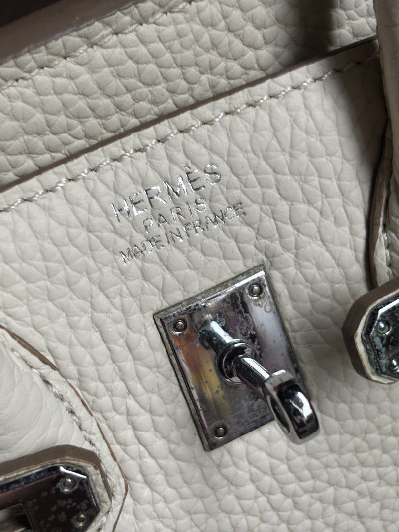 Hermes Birkin White Leather Handbag (Category: Luxury Bags & Wallets) located in Bacolod City. Submitted by money_maker06 (Listing ID 1467317048, Image 2). Description: Hermes Birkin White Leather Handbag •Riri Underzipper •Condition: Used •Issue: Color Transfer •Price: 3499 .
