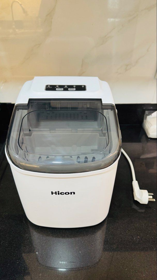 HICON Portable Automatic Ice Maker (Category: Other Kitchen Appliances) located in Pasig City. Submitted by decltter01 (Listing ID 1467189186, Image 1). Description: HICON Portable Automatic Ice Maker RFS: decluttering Fully functional, no issues We’ve only used this with distilled water since day 1, so no mineral build up / water stains seen - Comes with original ice basket and scoop - Compact, portable design - Two selectable ice sizes - Transp