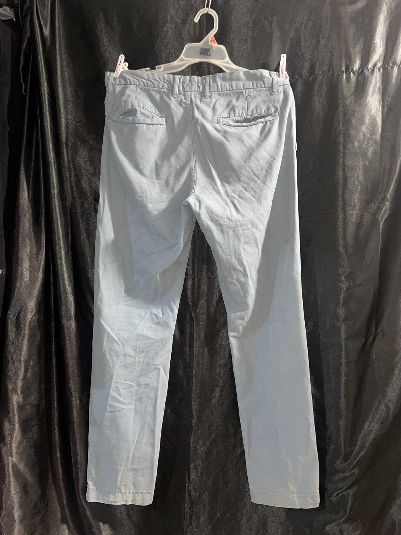 H&M Blue Pants (Slim Fit) (Category: Jeans) located in Manila. Submitted by graciela.007 (Listing ID 1467331521, Image 2). Description: We’re currently decluttering and selling some of our pre-loved clothes and other items! 🤍 These pants were only worn 1–3 times by my partner and are still in great condition. We’re hoping to find them a new home instead of letting them sit in our closet. ✨ Feel free to message us if you’re interested or have any