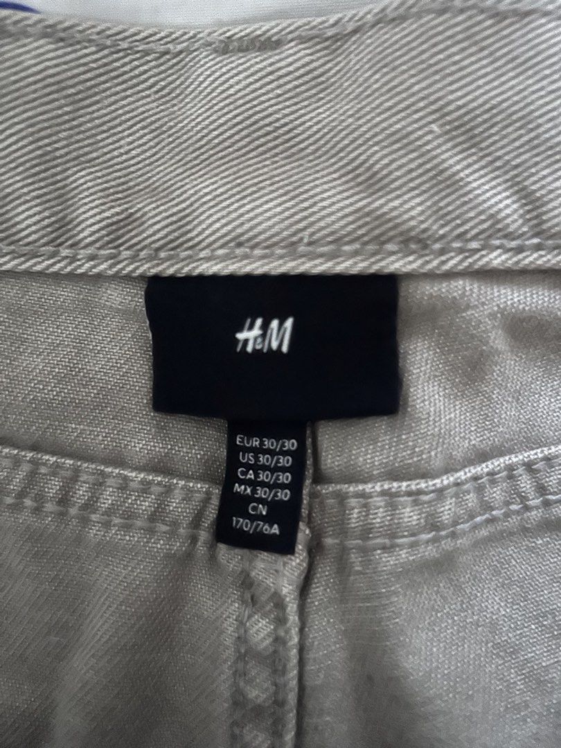 H&m Cargo Pants (Category: Jeans) located in Dasmarinas. Submitted by abugs (Listing ID 1467203049, Image 3). Description: .