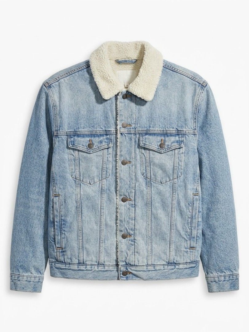 H&M denim jacket (Category: Coats, Jackets and Outerwear) located in Talavera. Submitted by jamiegenc (Listing ID 1467194797, Image 1). Description: H&M (denim jacket) size: 26x22 condition: 9/10 color rate: 9/10.